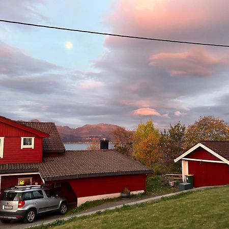 Line Pa Hauane1 Bed & Breakfast Volda Eksteriør bilde