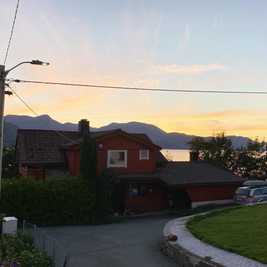 Line Pa Hauane1 Bed & Breakfast Volda Eksteriør bilde