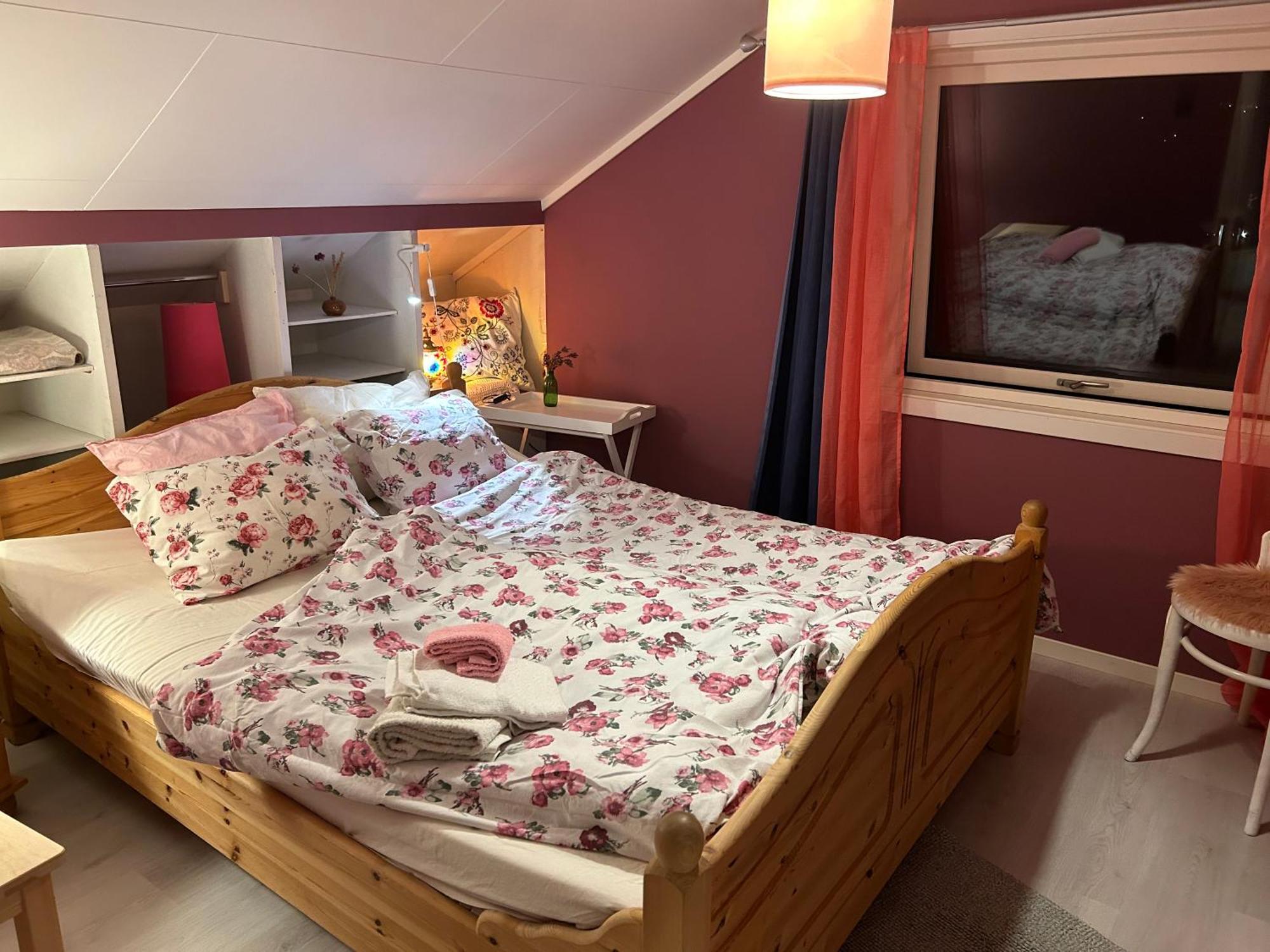 Line Pa Hauane1 Bed & Breakfast Volda Eksteriør bilde