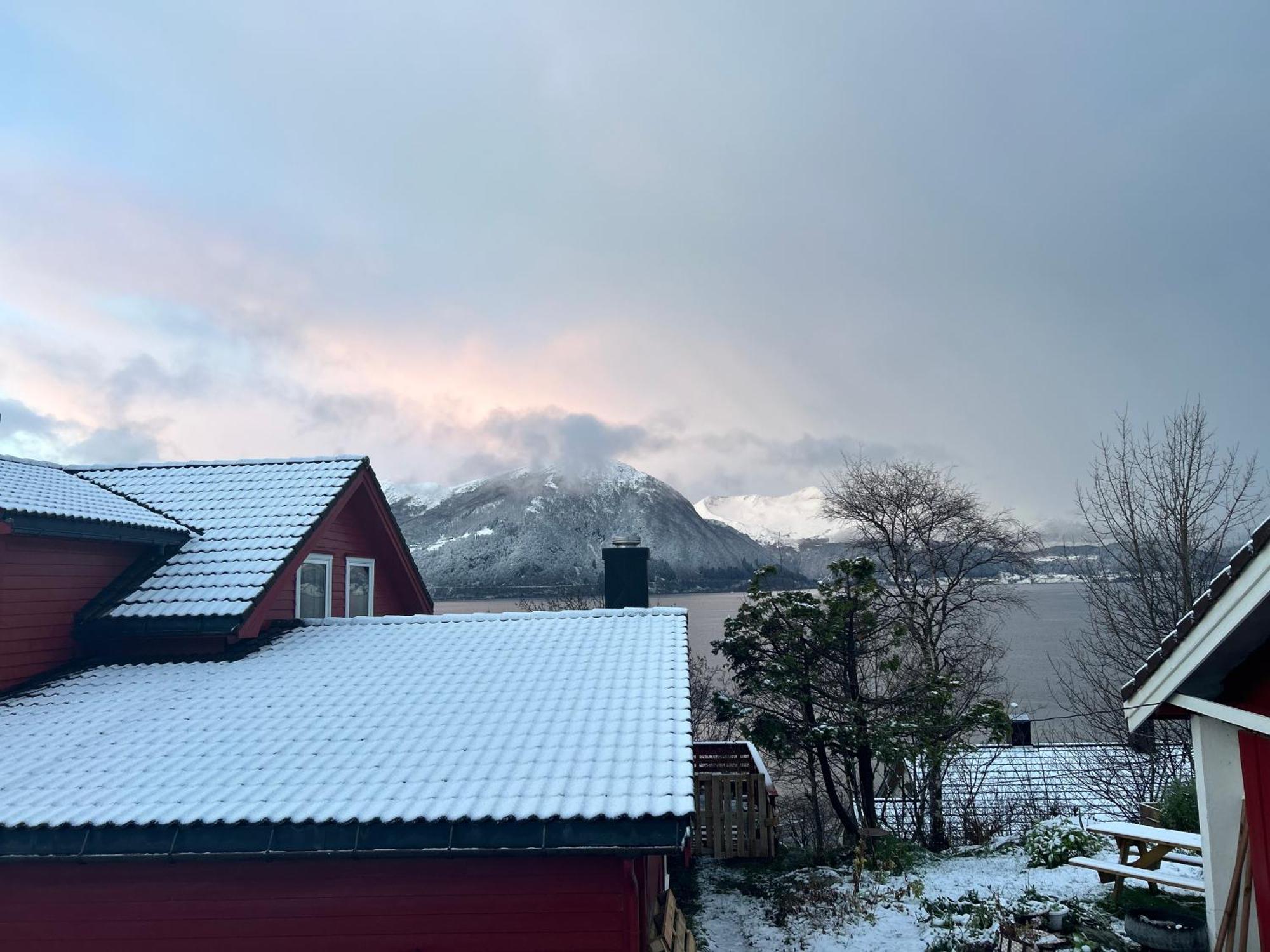 Line Pa Hauane1 Bed & Breakfast Volda Eksteriør bilde