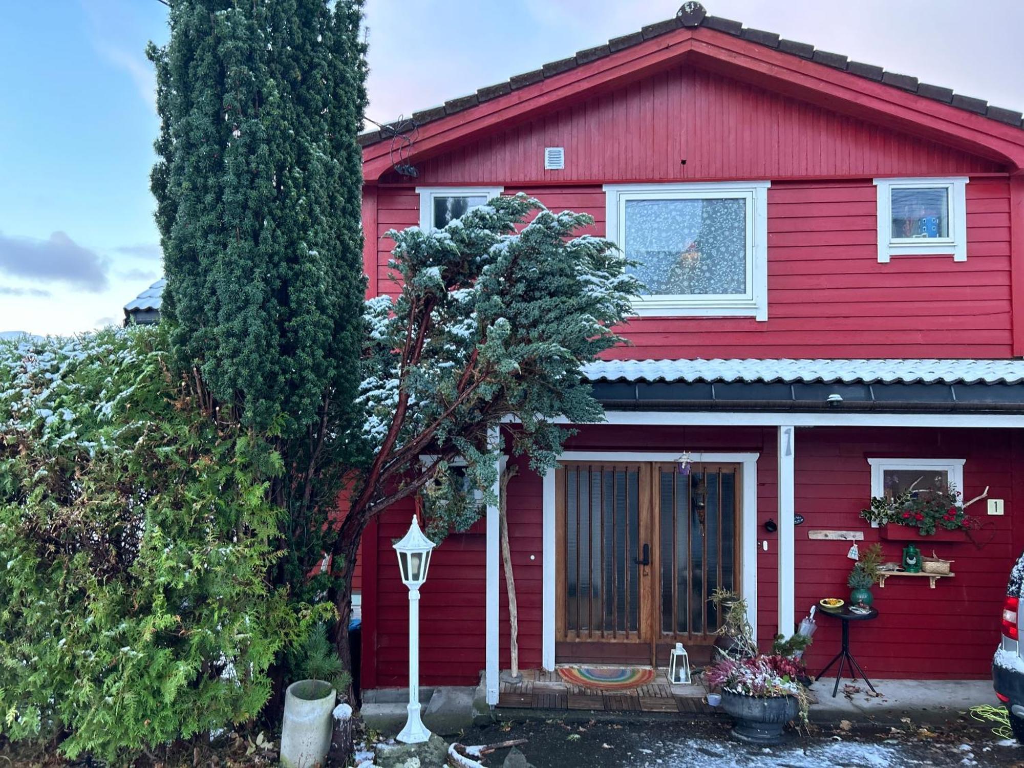 Line Pa Hauane1 Bed & Breakfast Volda Eksteriør bilde