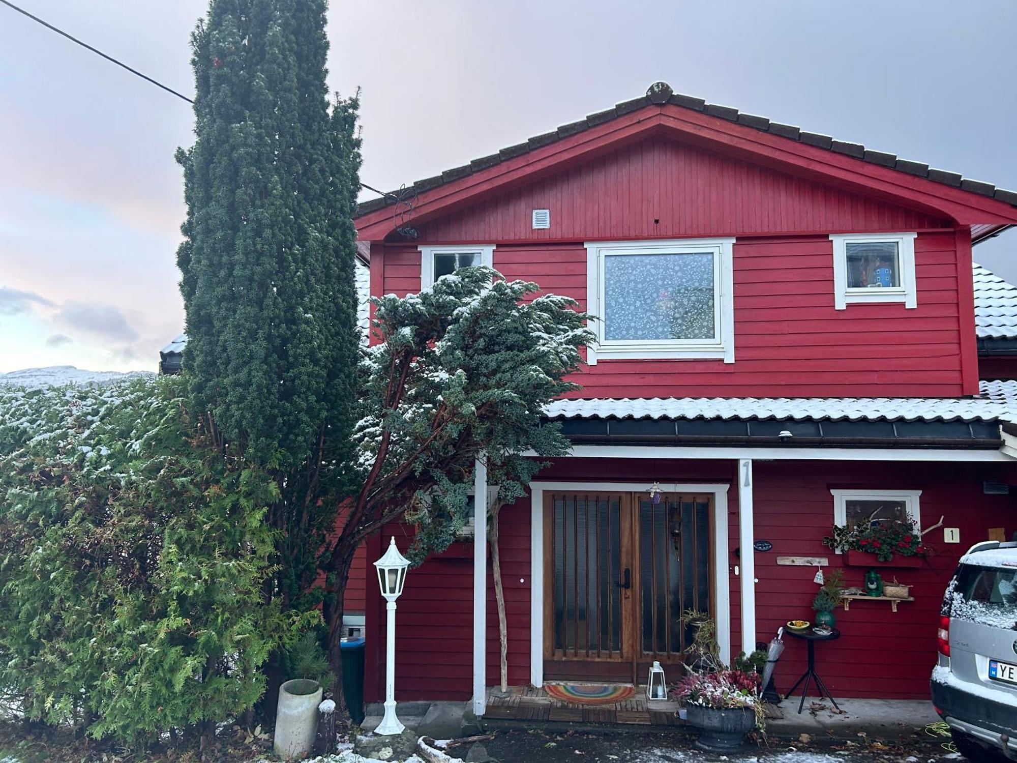 Line Pa Hauane1 Bed & Breakfast Volda Eksteriør bilde