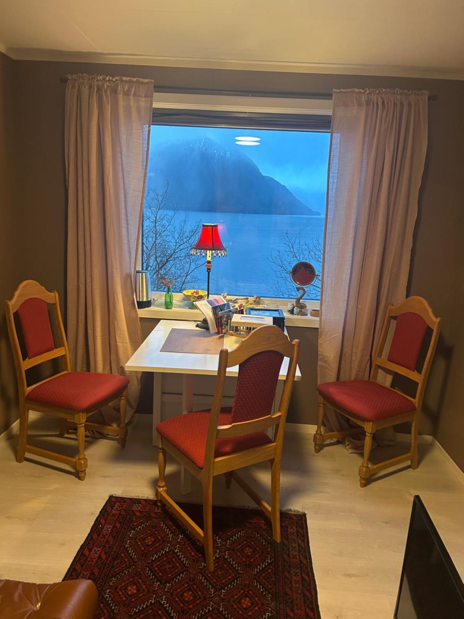 Line Pa Hauane1 Bed & Breakfast Volda Eksteriør bilde